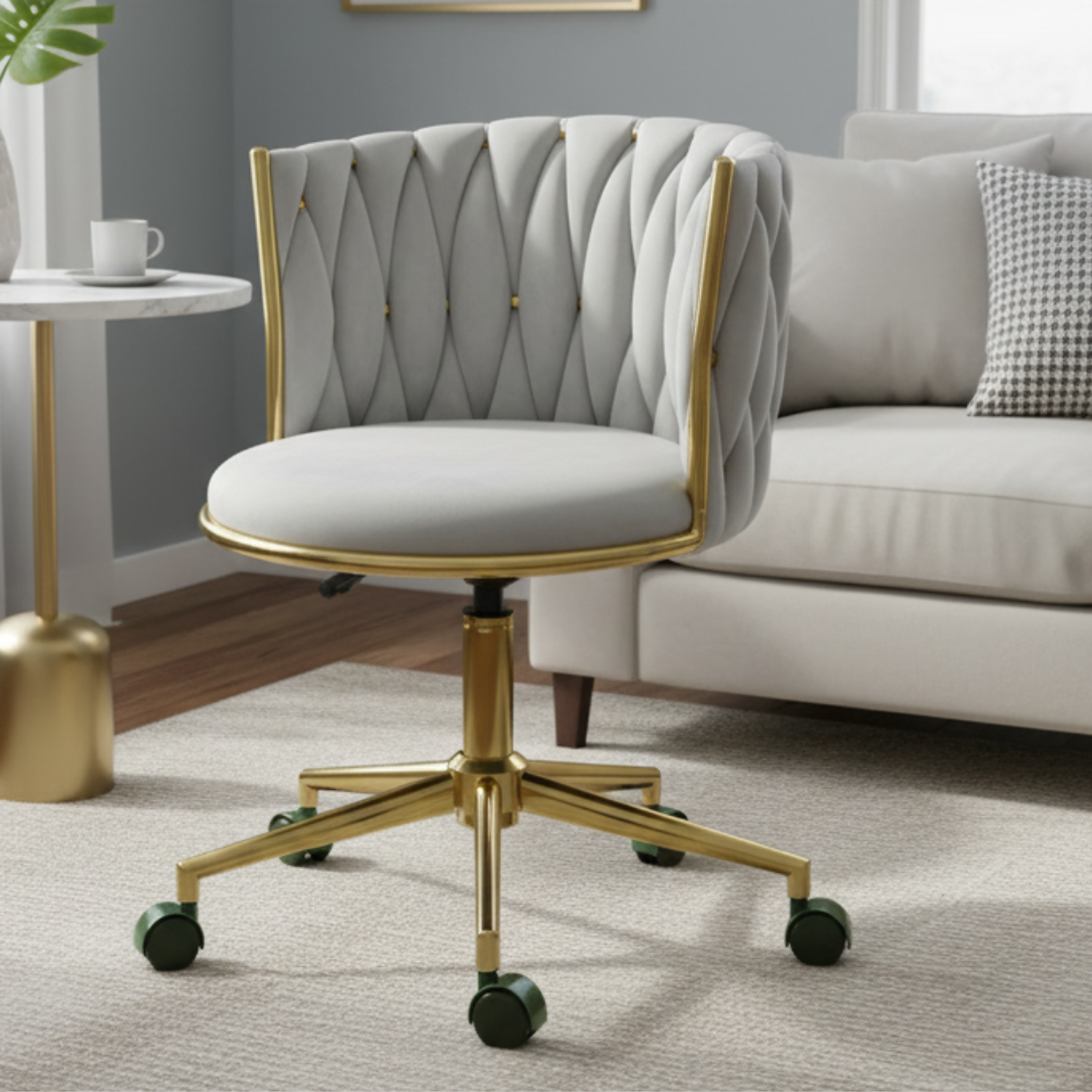 Silla de Terciopelo Gris Acolchada con Base Dorada y Ruedas Velvet Imperial Crown 2