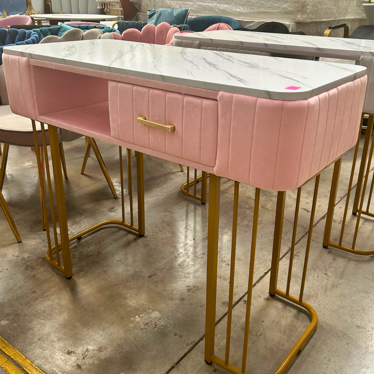 Mesa de Manicure Moderna Profesional con Cubierta MDF - Mesa de Uñas Elegante y Minimalista para Salón 5
