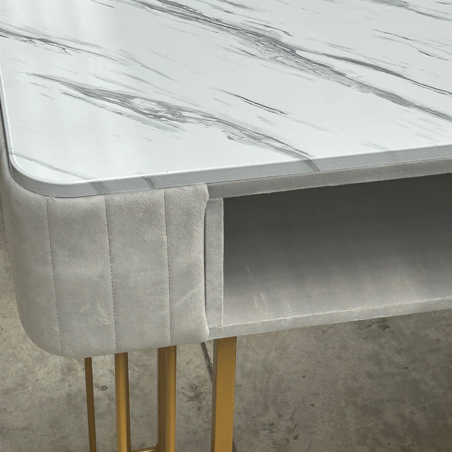 Mesa de Manicure Moderna Profesional con Cubierta MDF - Mesa de Uñas Elegante y Minimalista para Salón 14