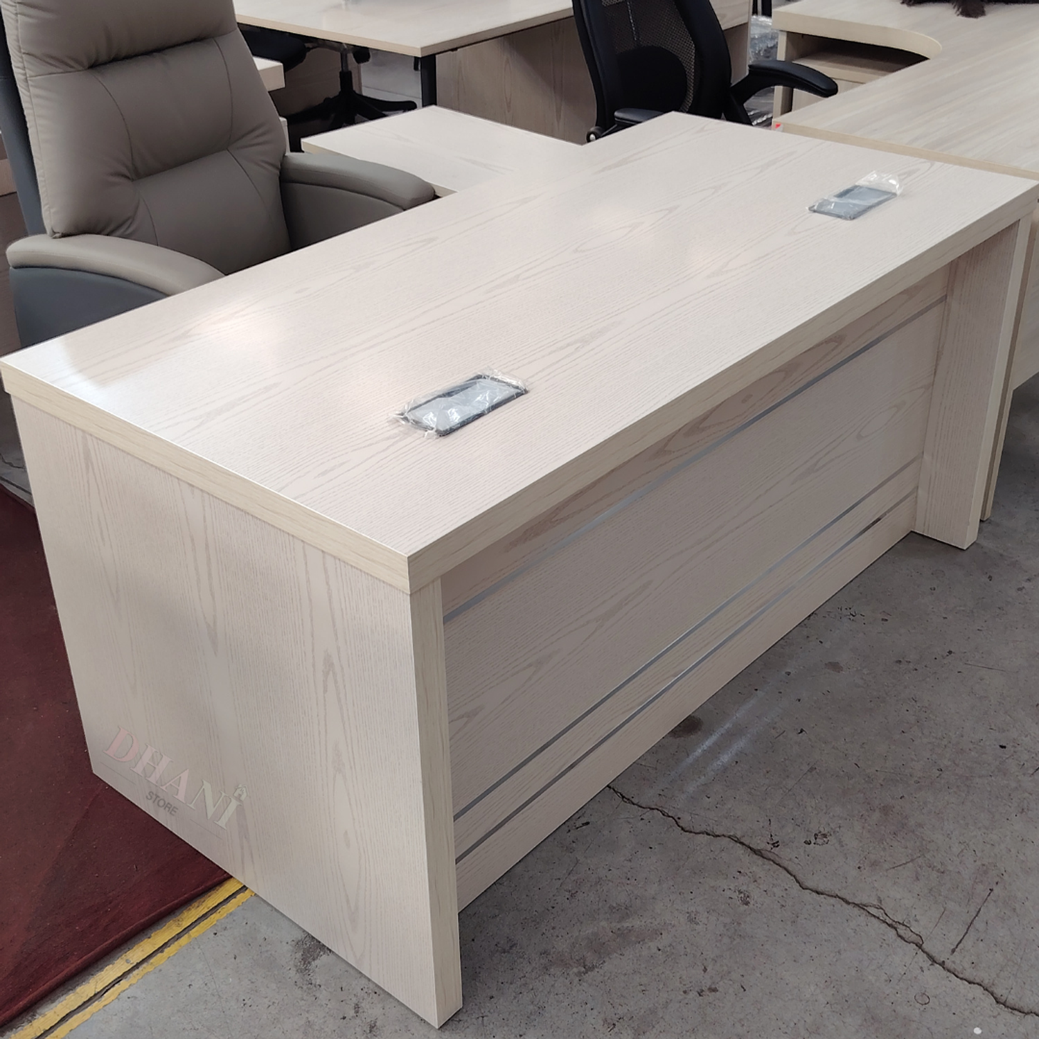 Escritorio Ejecutivo de Madera Monarquía Beige Oficina Presidencial Clásica 5