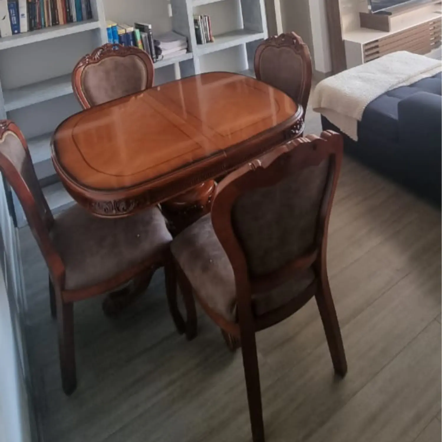 Comedor Ovalado Extensible y 4 Sillas de Madera Roble Americano 2