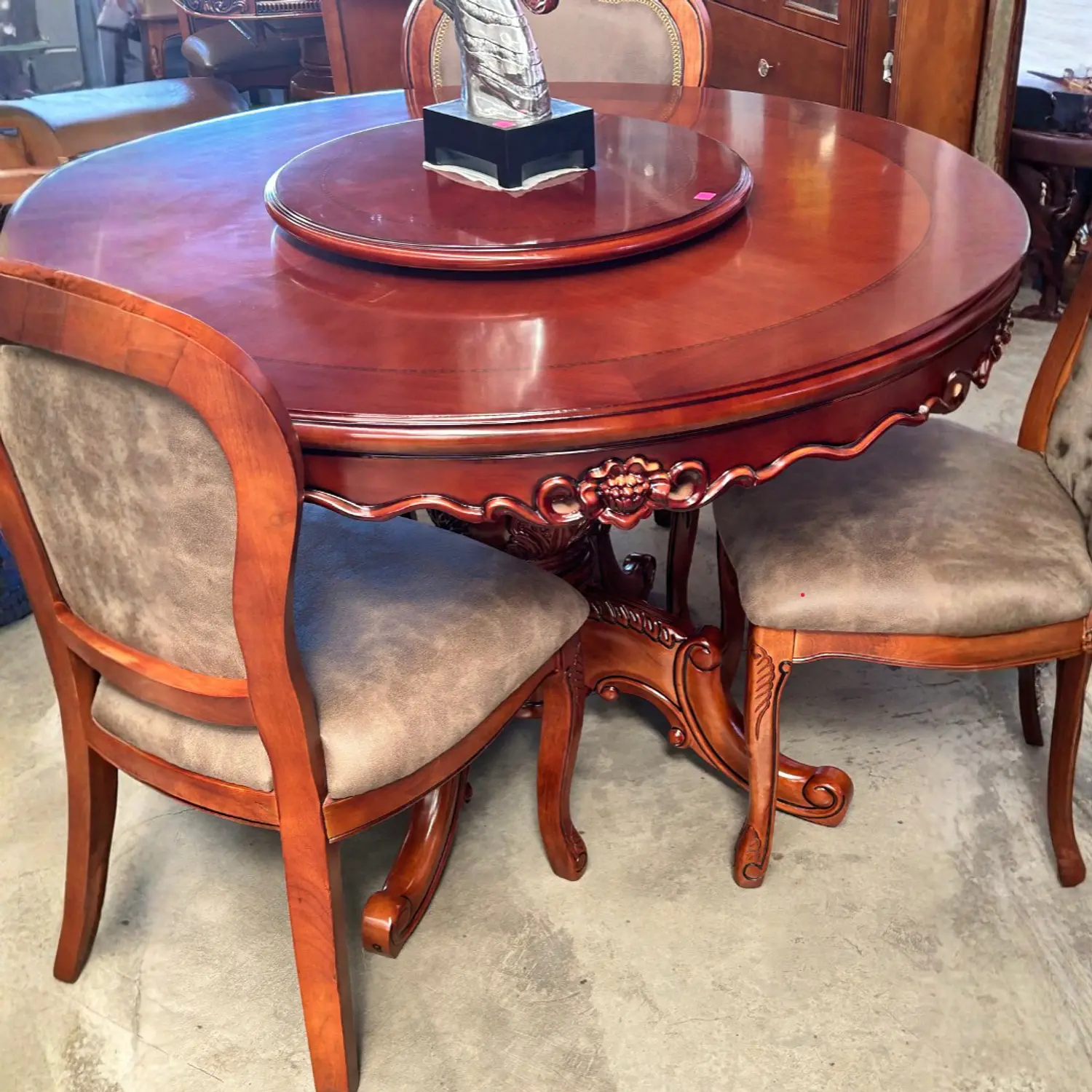 Comedor Redondo de 6 Sillas en Madera de Roble Americano 5