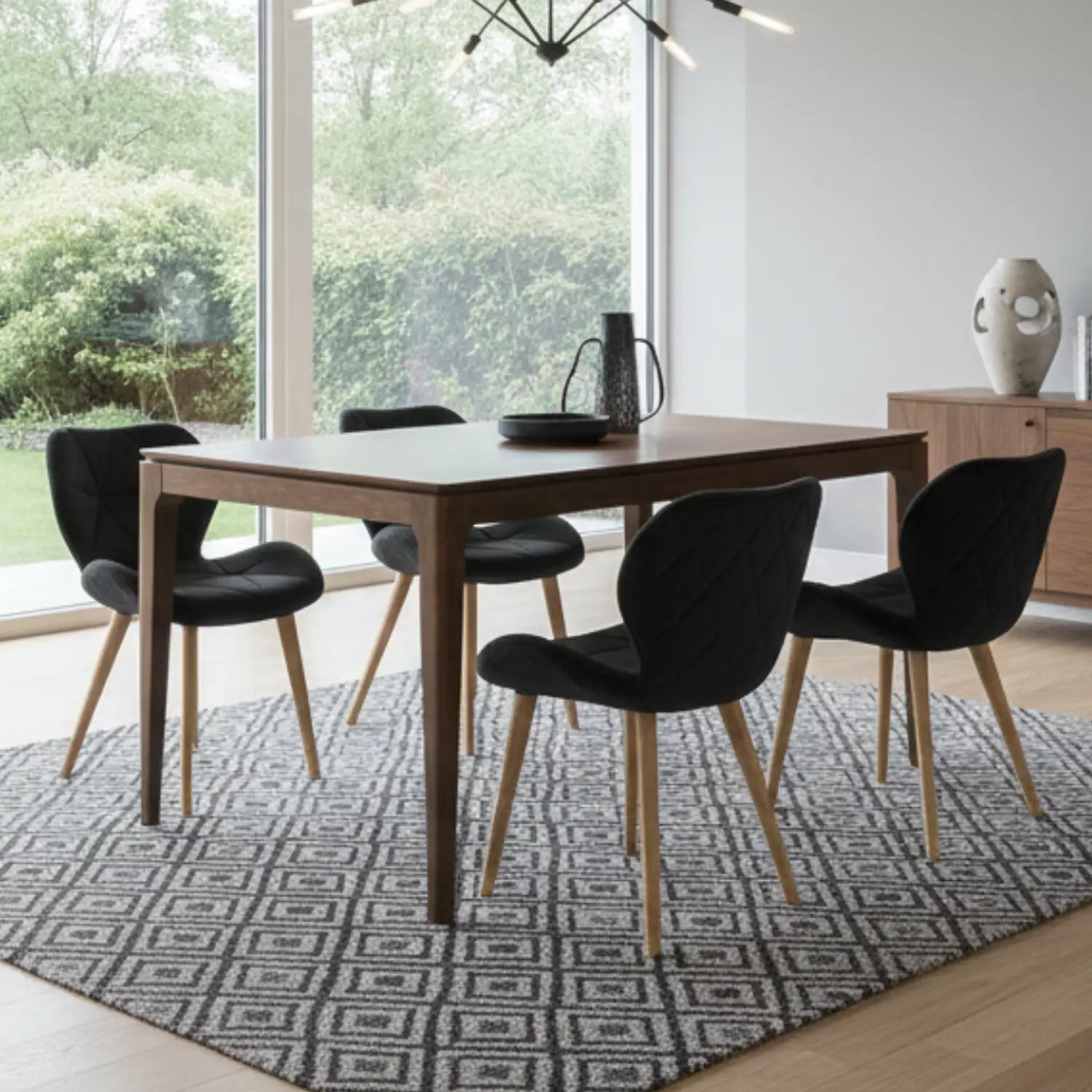 Comedor Rectangular Clásico de Madera y 4 Sillas Mariposa Negras 2