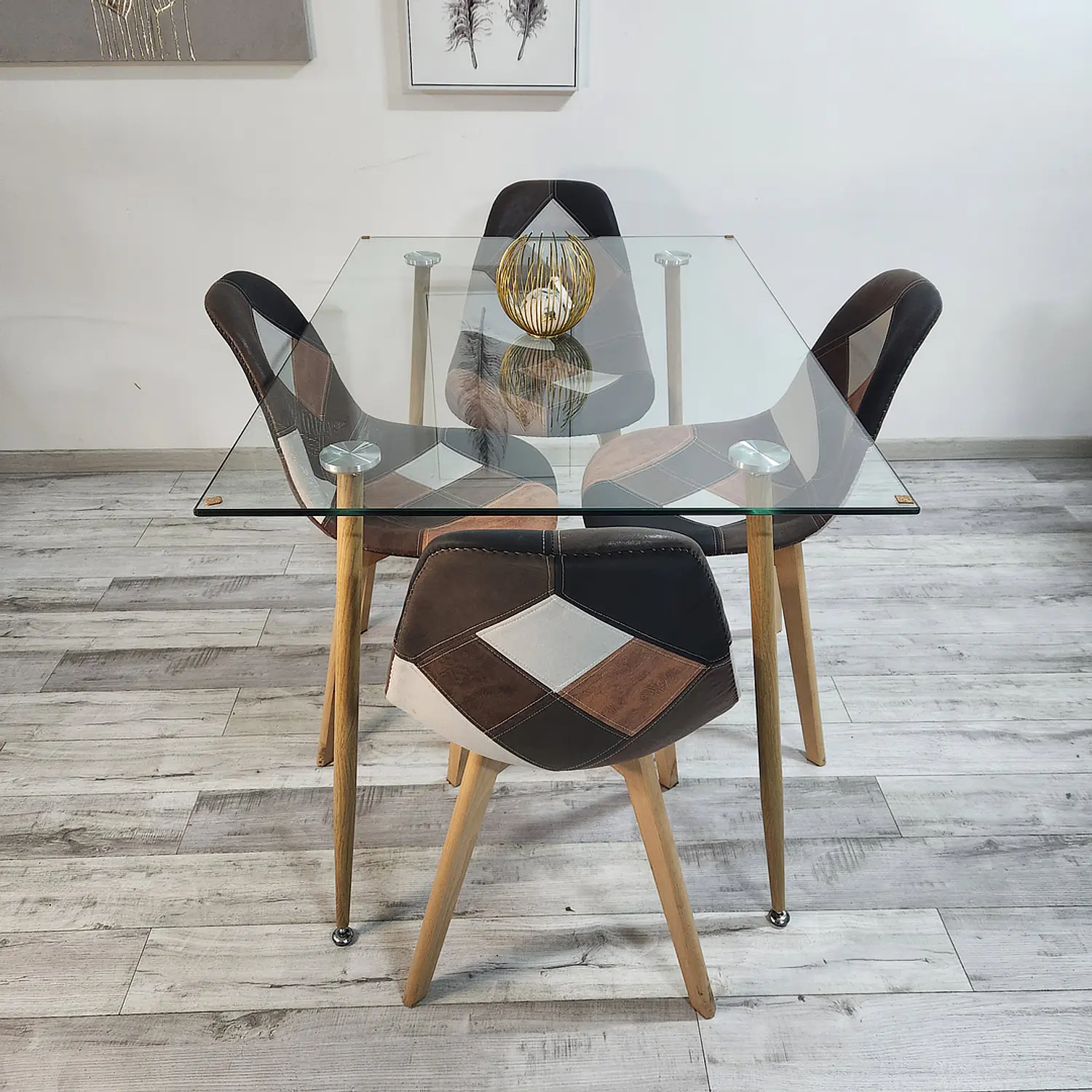 Comedor Moderno Vidrio con 4 Sillas Patchwork Davinci 5