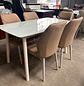 Juego de Comedor Moderno Blanco con 4 Sillas Tapizadas en EcoCuero Beige - Miniatura 4