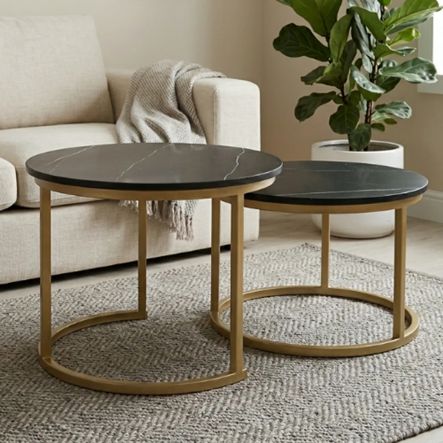 Mesa de Centro Doble Nido Negra Piedra Sinterizada con Base Dorada 1