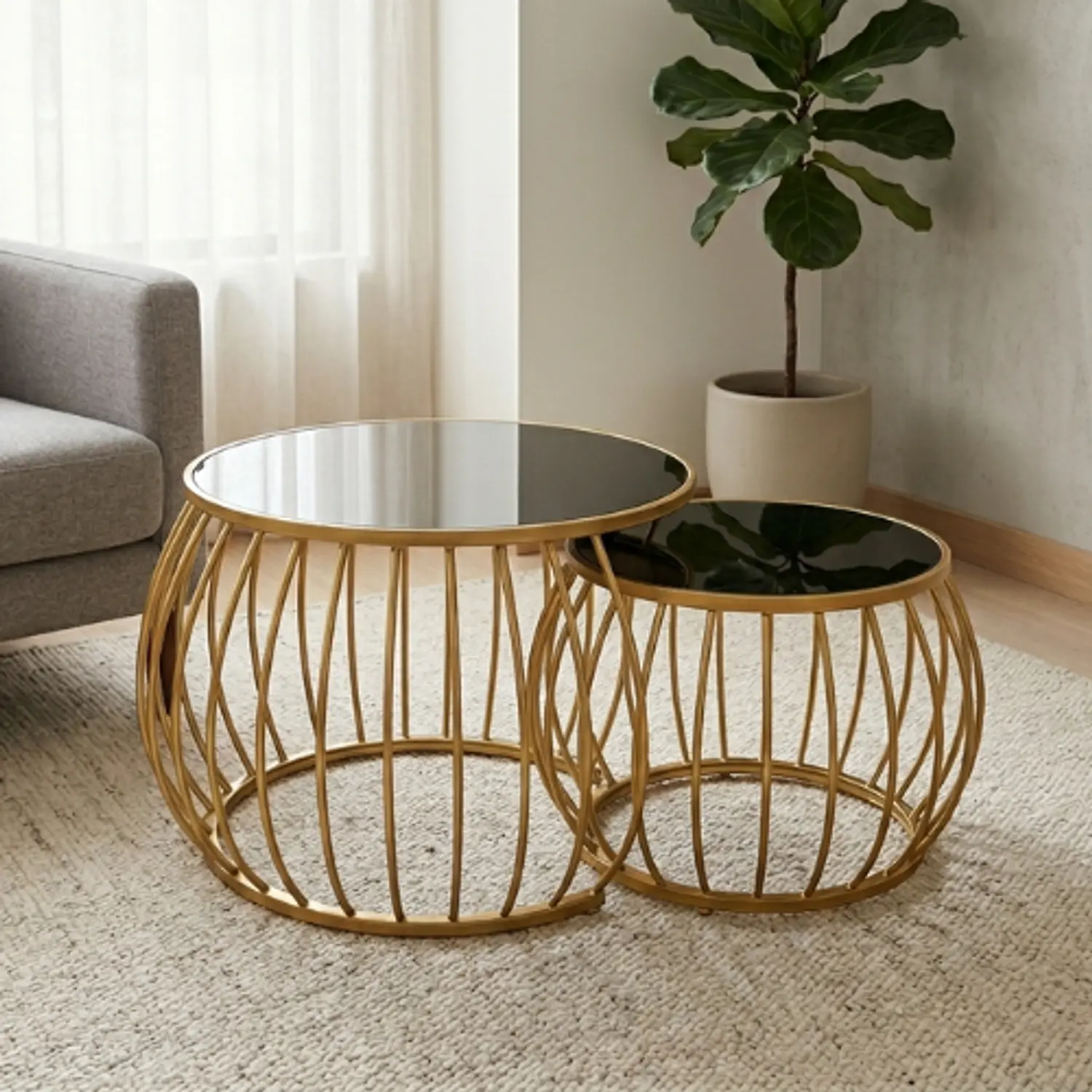 Mesa de Centro Doble Nido Medusa Postmoderna Dorada Metálica  1