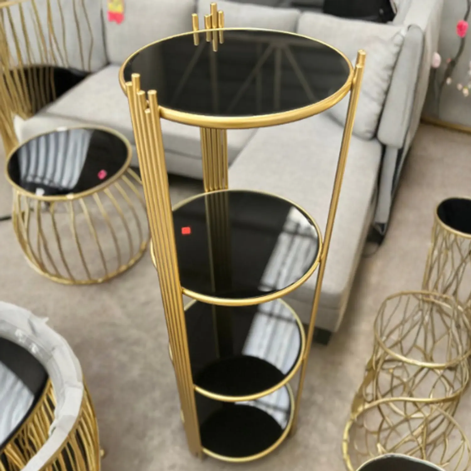 Mesa Lateral Dorada 4 Niveles Negra Moderna Multiuso 3