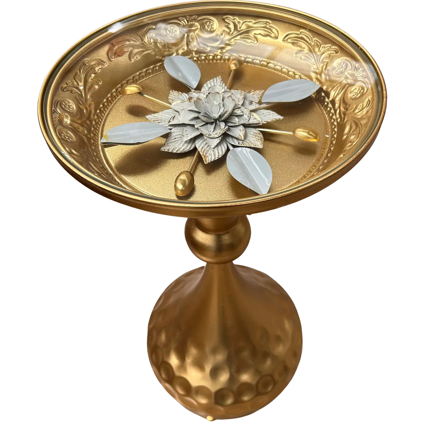 Mesa Lateral Dorada Decorativa con Flor de Loto 3