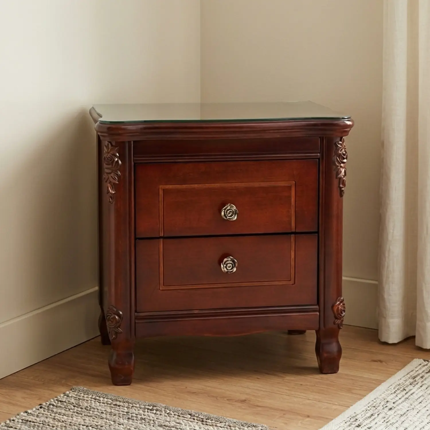 Velador Clásico Caoba con 2 Cajones y Tallado Decorativo de Madera 1