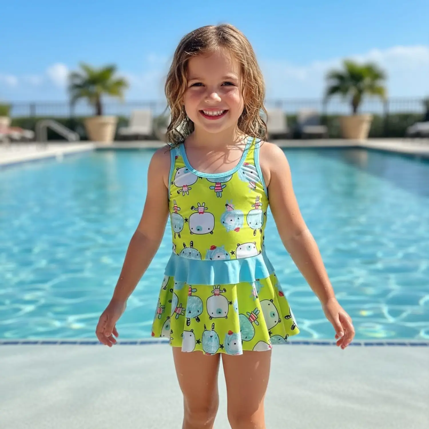 Traje de Baño Niña 1 Pieza con Short y Volantes  1