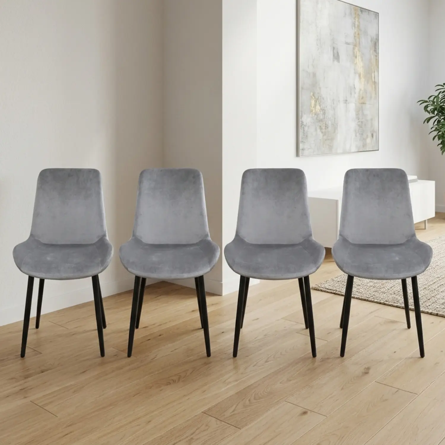 Set de 4 Sillas Oslo Velvet Tapizadas con Patas Negras 1