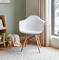 Butaca Eames Kids de Polipropileno con Patas de Madera - Miniatura 1