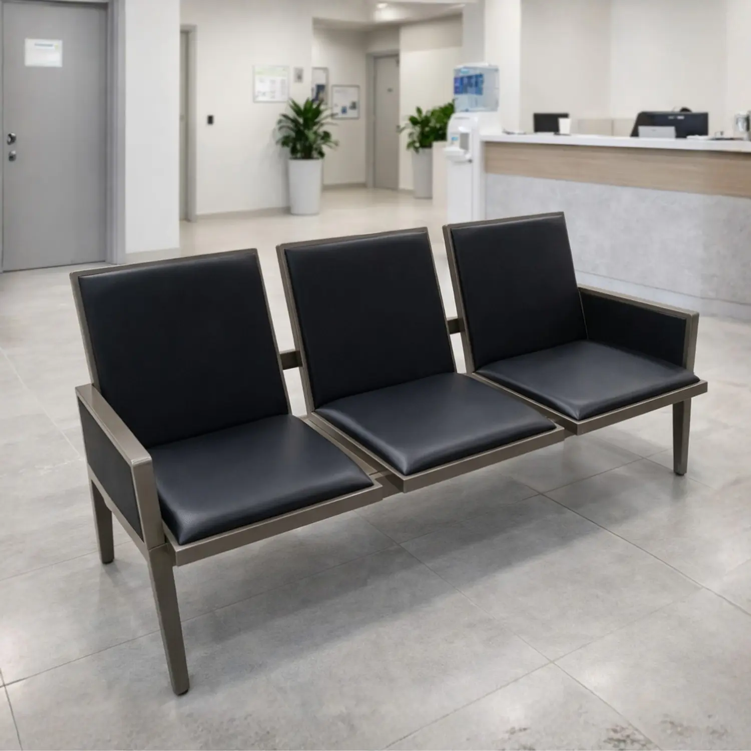 Banca de Espera Wedel 3 Plazas Ecocuero 1