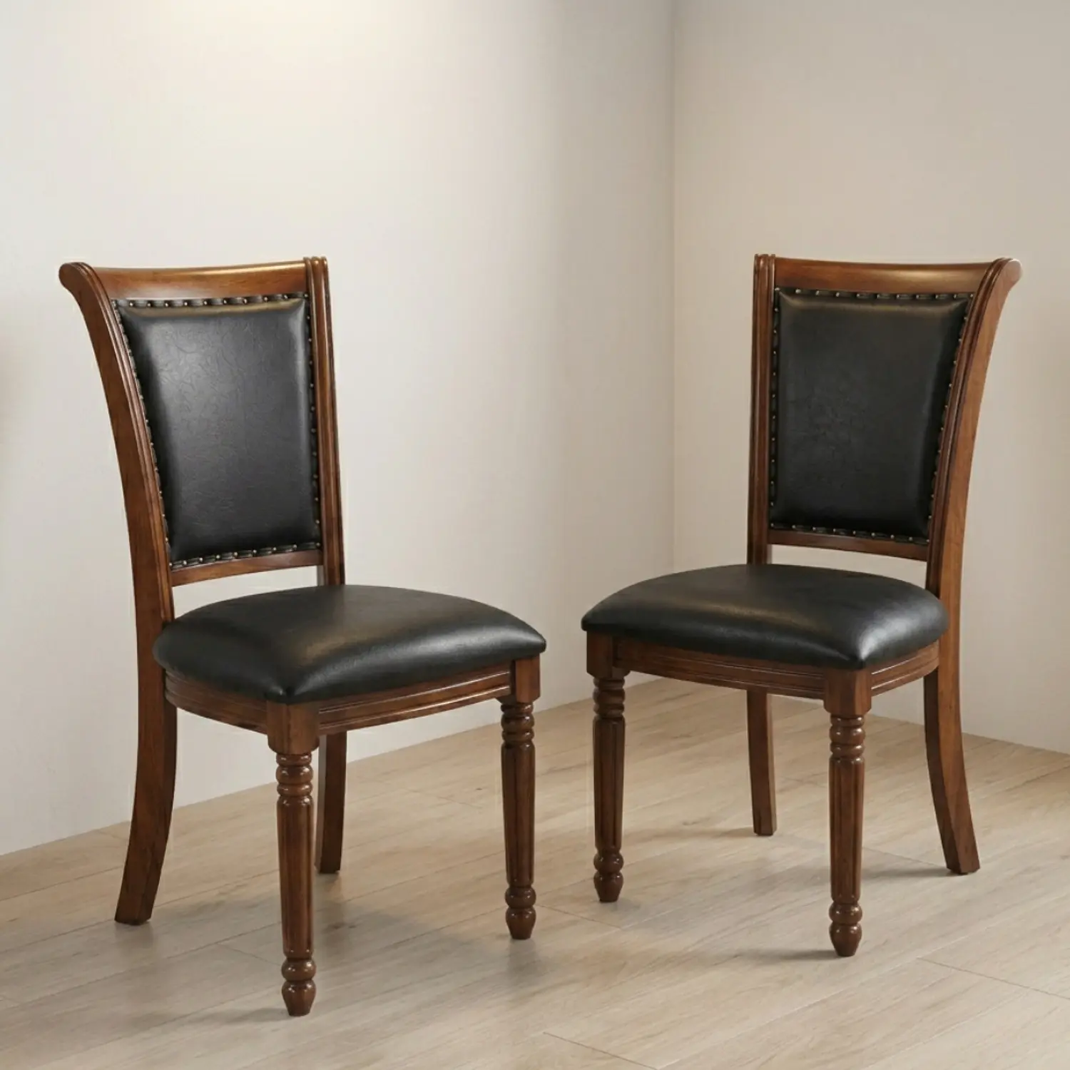 Set 2 Sillas de Comedor Lisboa Madera Americana y Ecocuero 1