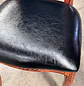 Silla de Comedor Berlín de Madera Americana y Ecocuero Negro - Miniatura 6