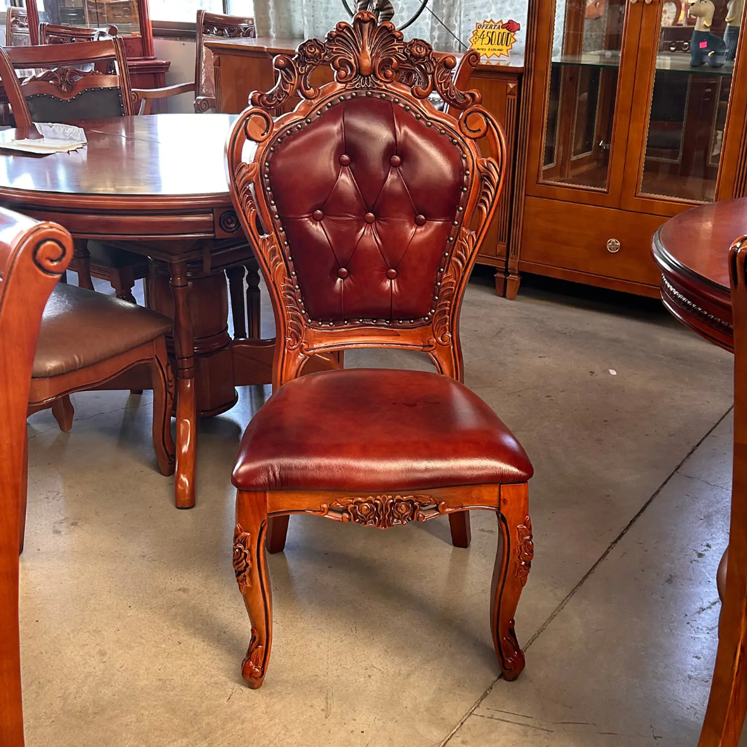 Silla de Comedor Praga de Madera Americana Cuero Capitoné 9