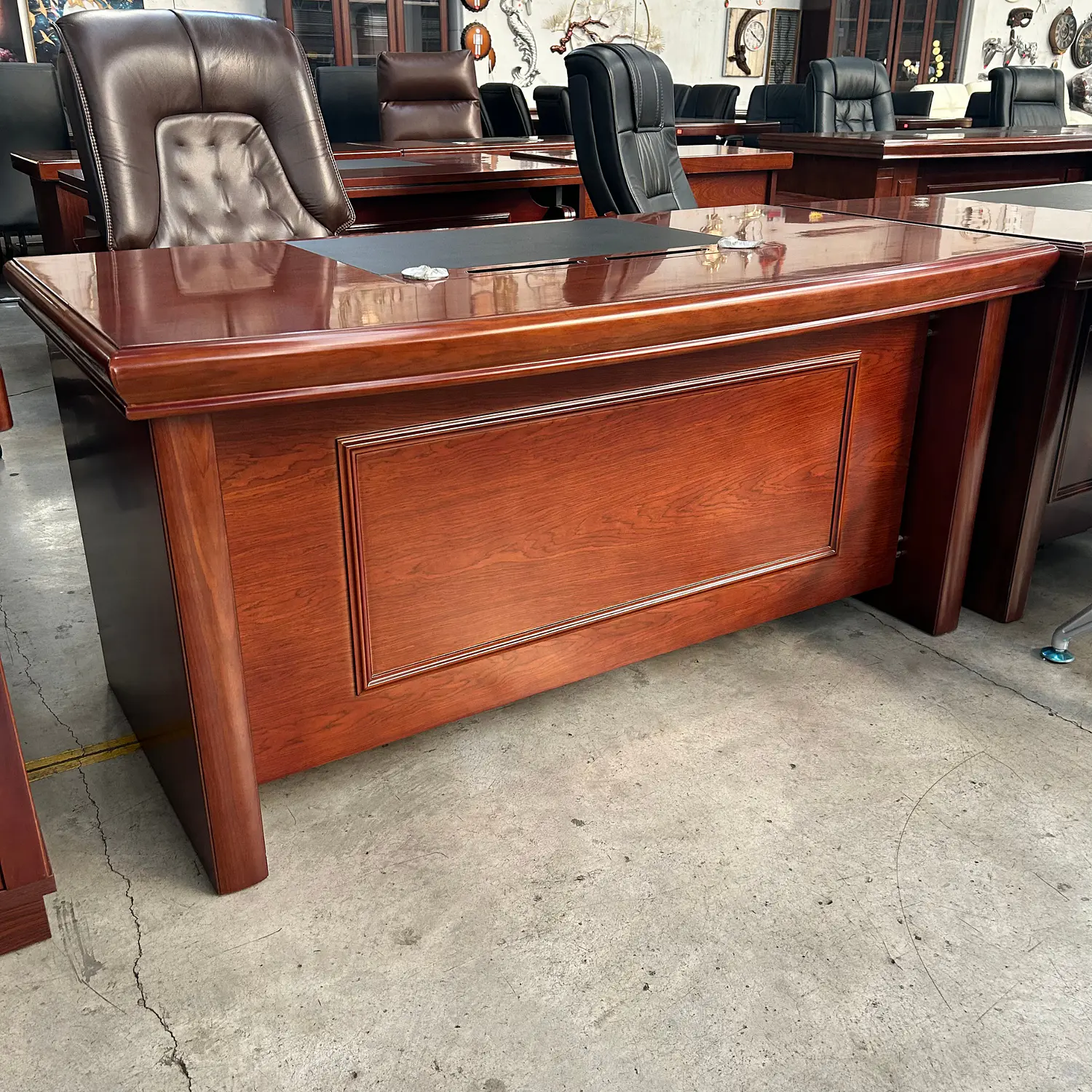 Escritorio Gerencial Múnich Business Madera Caoba 10