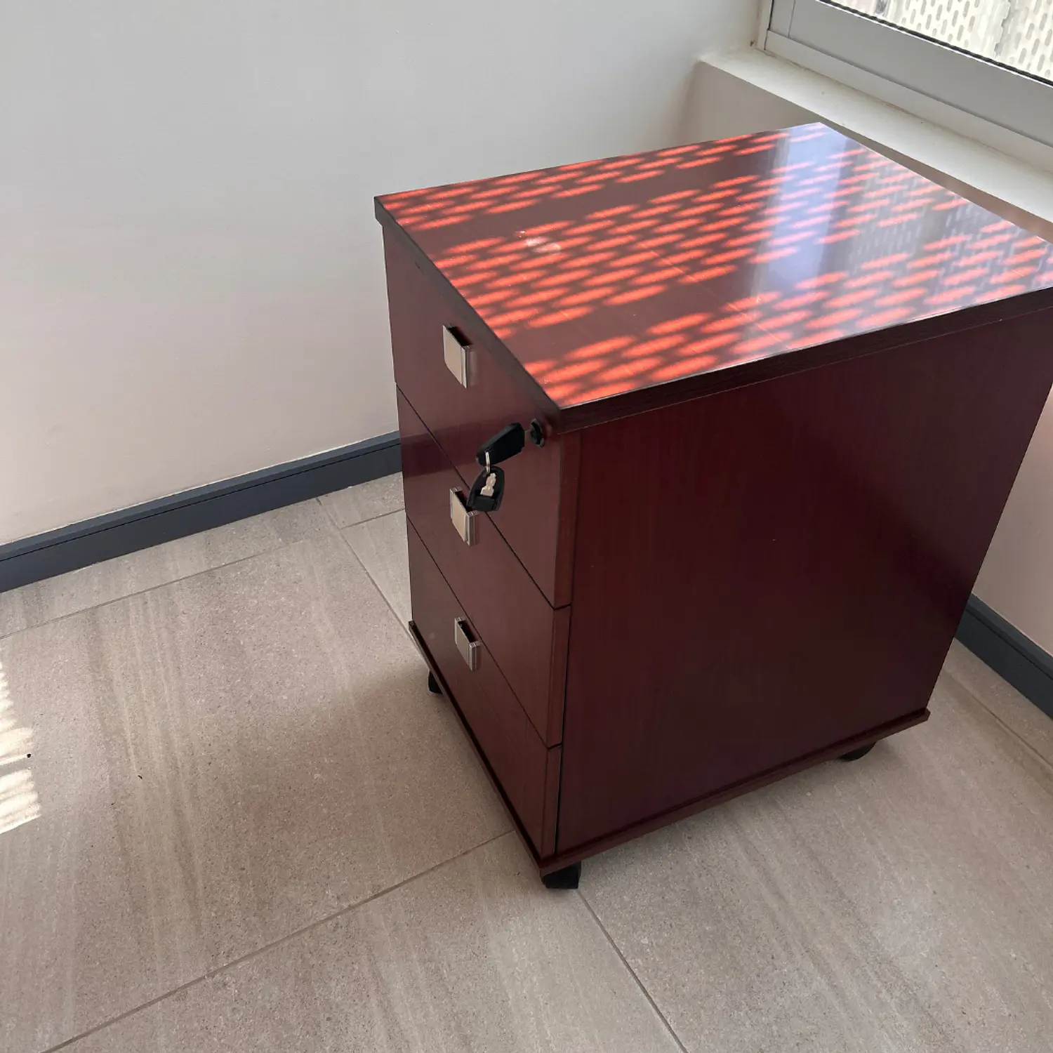 Escritorio Gerencial Viena Caoba Tallado Premium 7