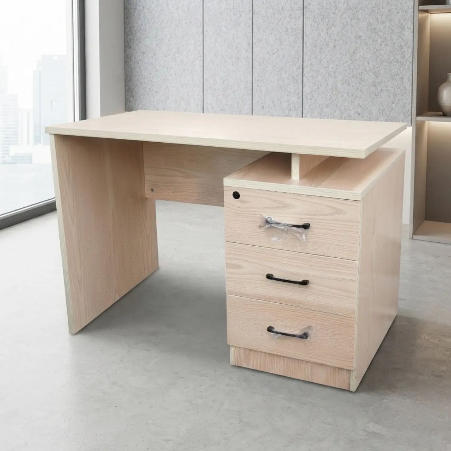 Escritorio Ejecutivo Austin Clásico con 3 Cajones Madera Beige 4