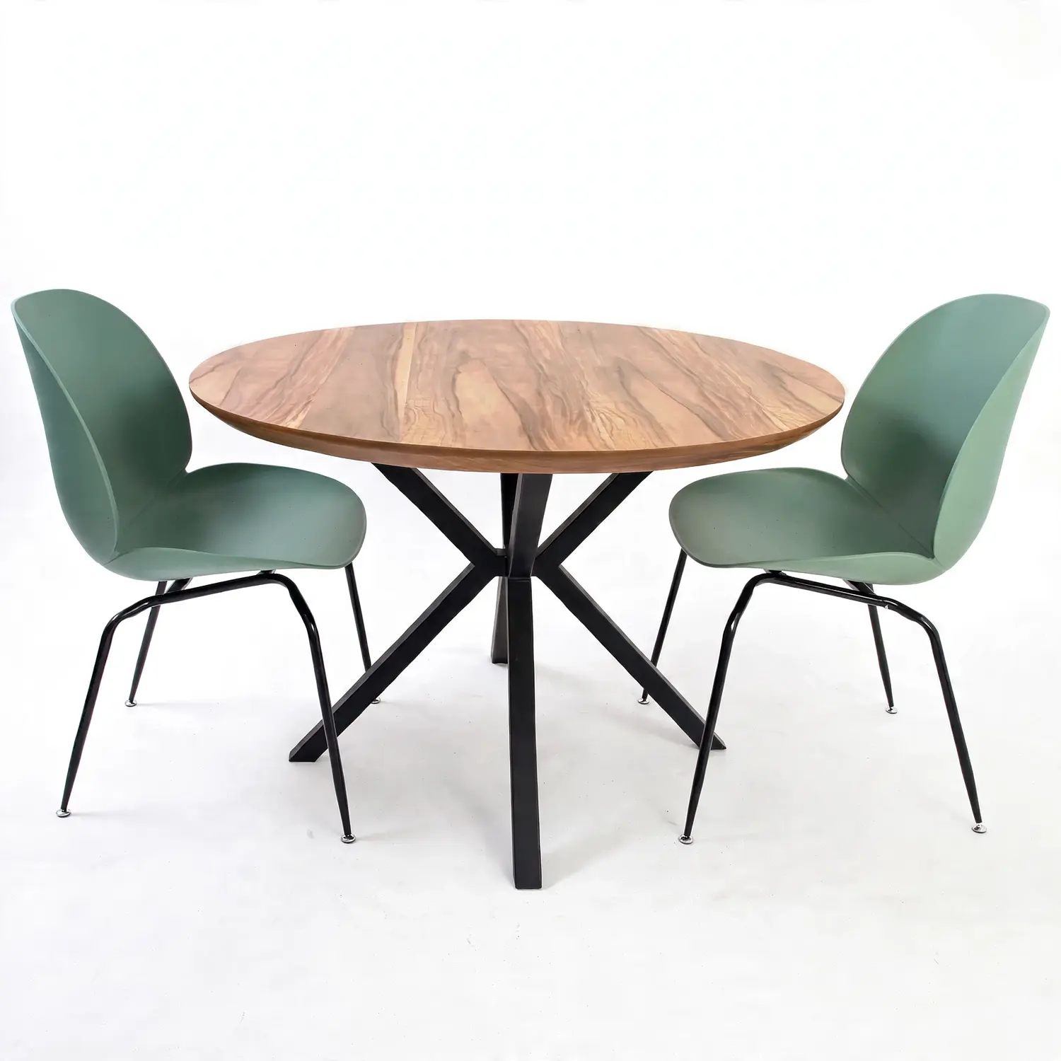 Set Mesa Rústica de Madera con 2 Sillas Beetle Patas Negras 15