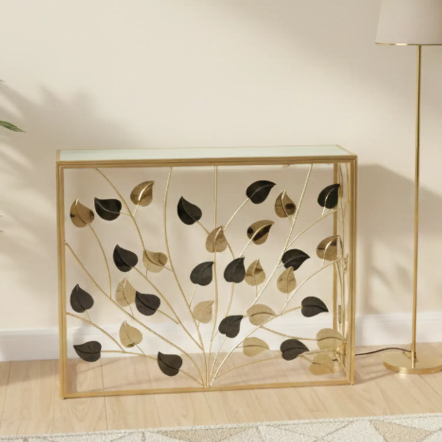 Arrimo Dorado con Diseño de Hojas y Tapa Blanca Elegante 1