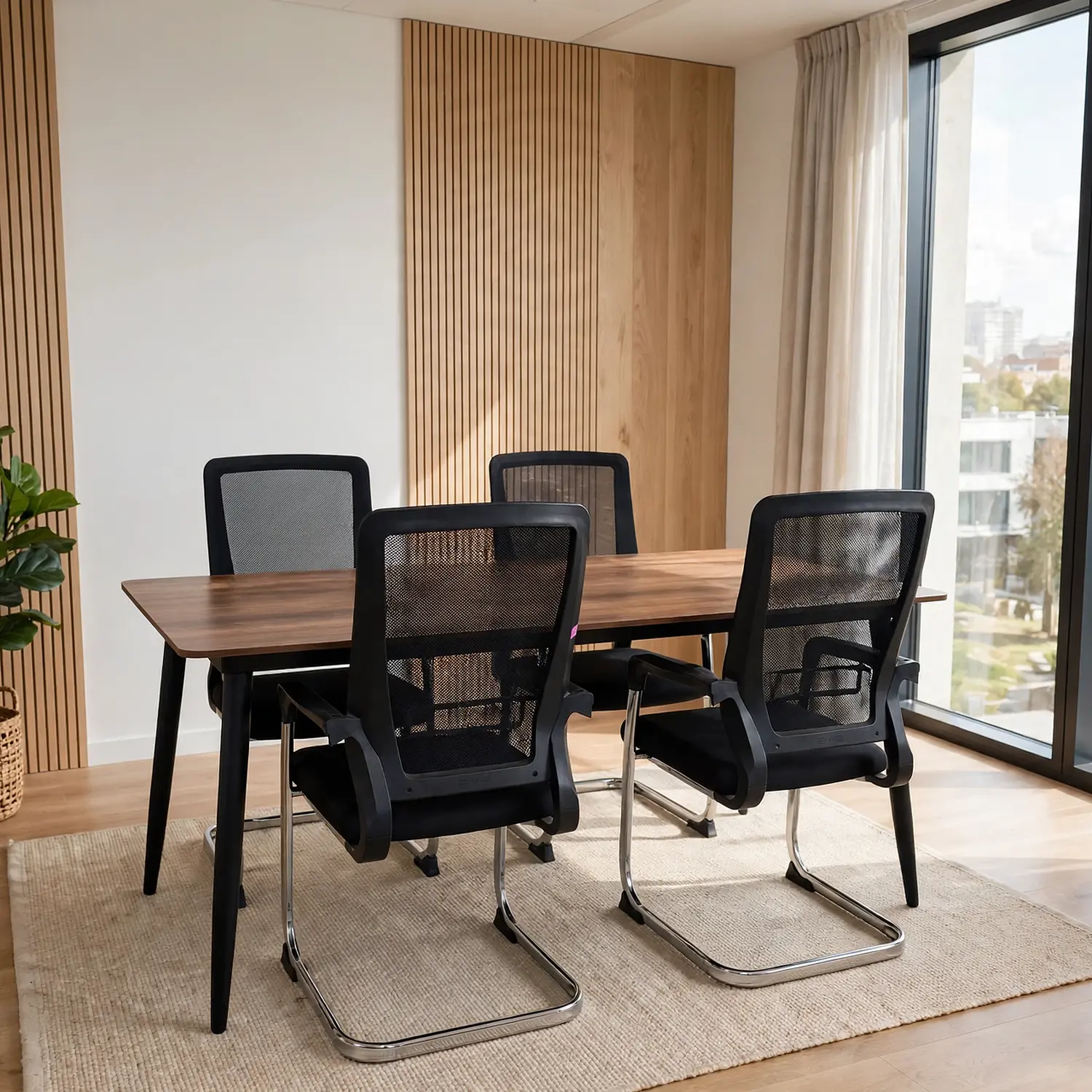 Mesa Rectangular con Acabado Roble Más 4 Sillas de Oficina 3