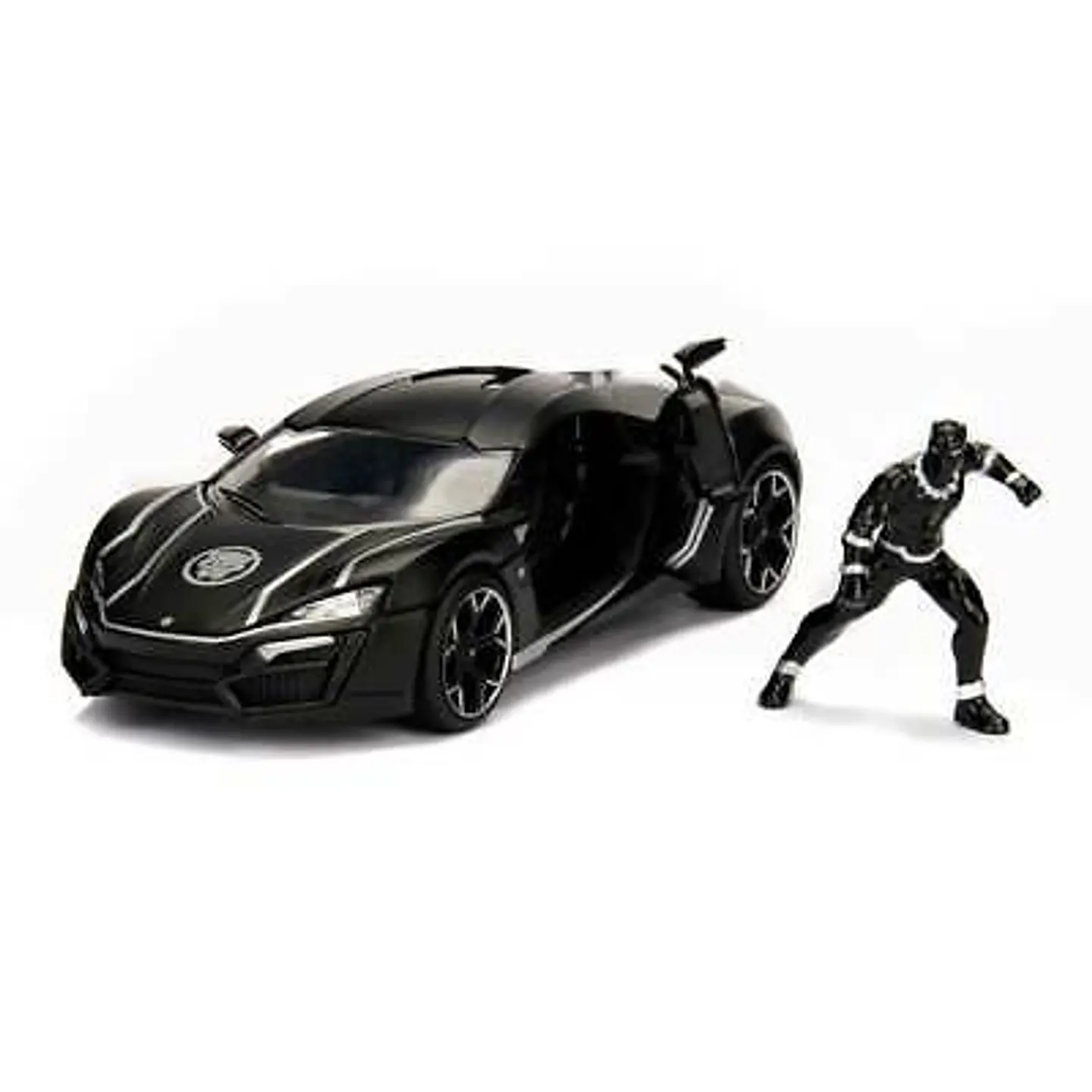Black panther and lykan Hypersport 1