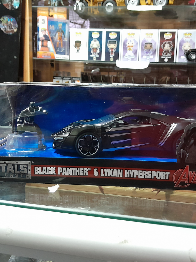Black panther and lykan Hypersport 5