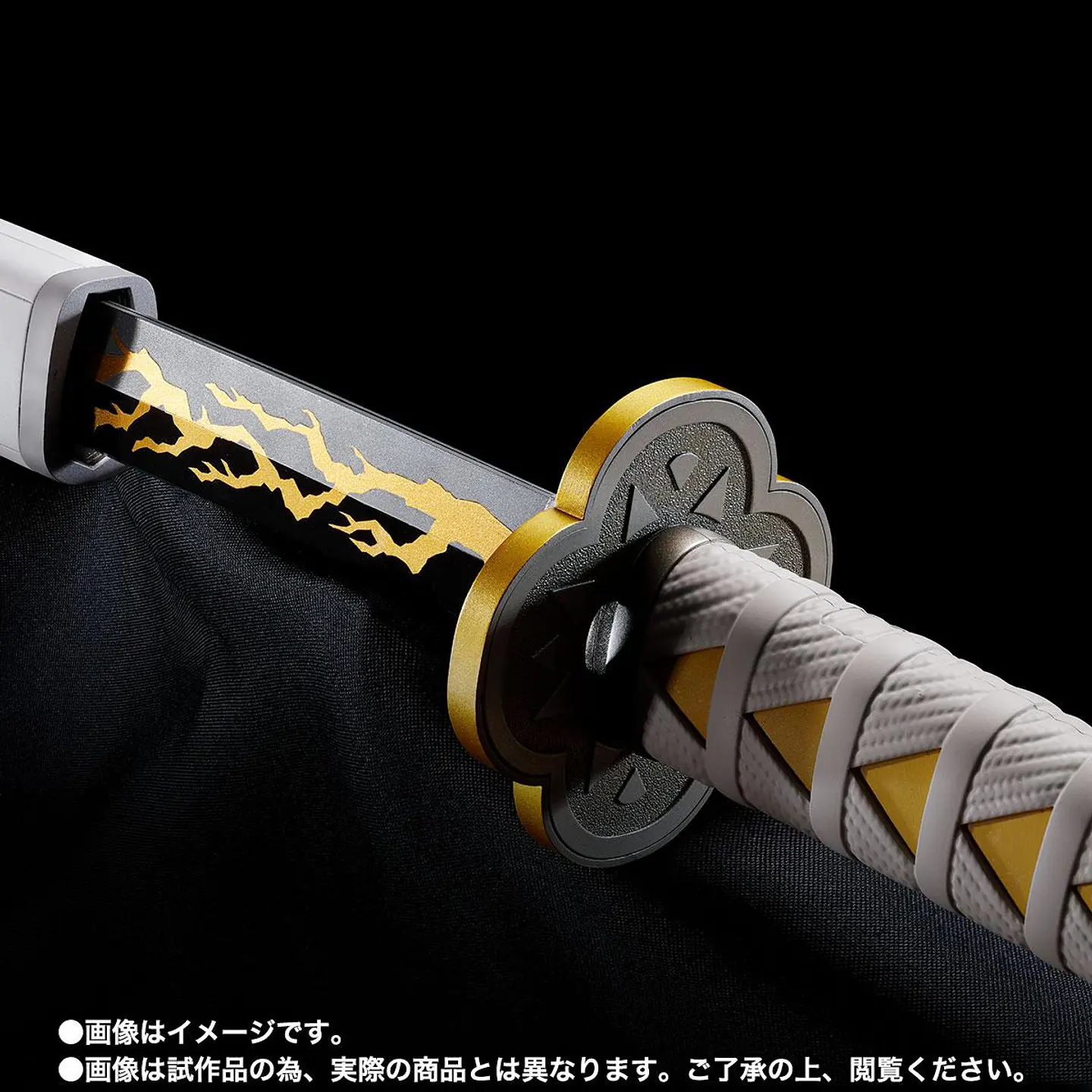 PROPLICA: Espada Nichirin - Zenitsu Agatsuma (Demon Slayer: Kimetsu no Yaiba) 4