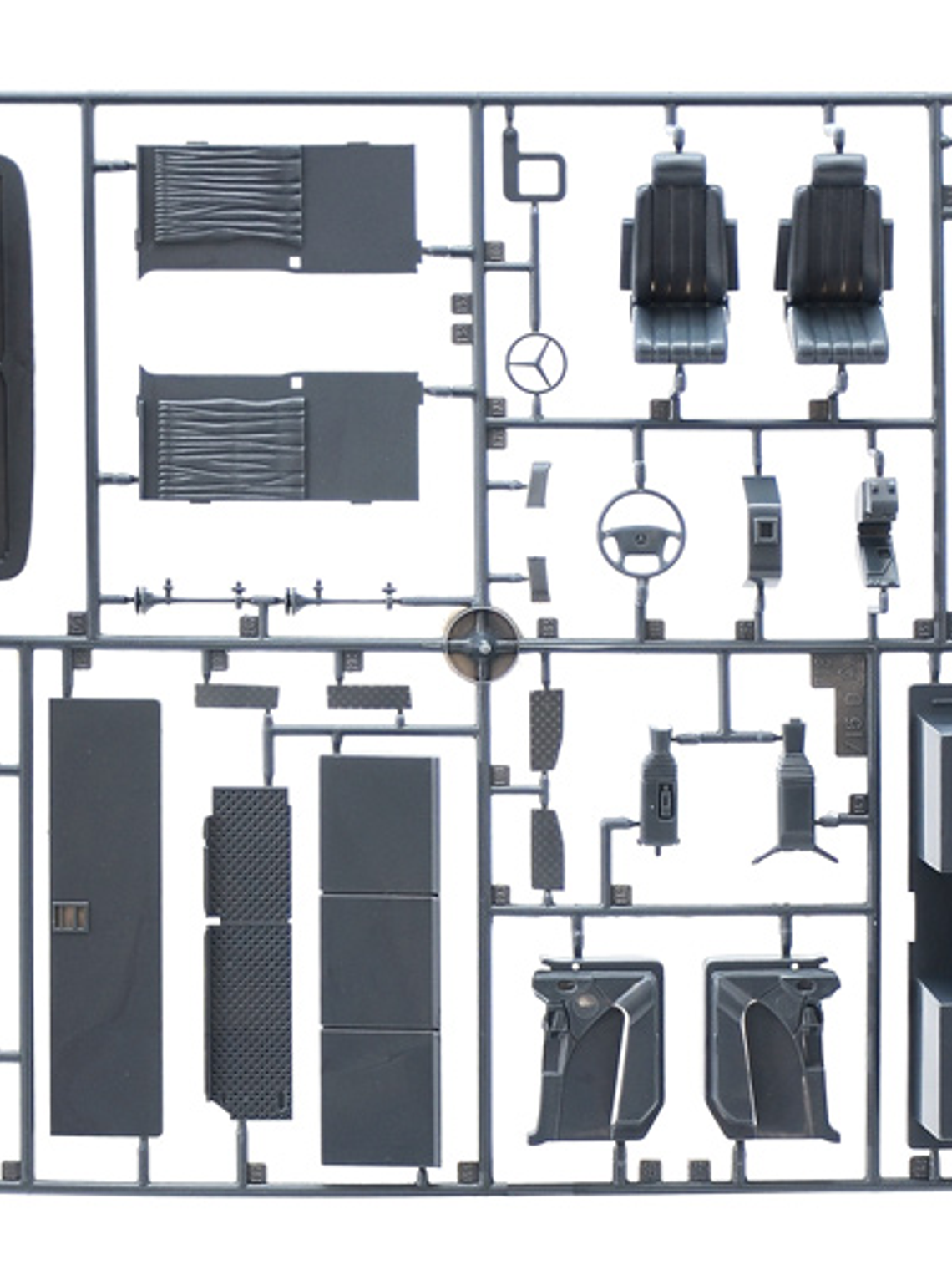 Mercedes Benz Actros 1854 LS V8 Italeri Model Kit # 3824 3