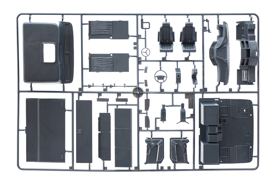 Italeri Model Kit: Mercedes-Benz Actros 1854 LS V8 (Escala 1/24) 3