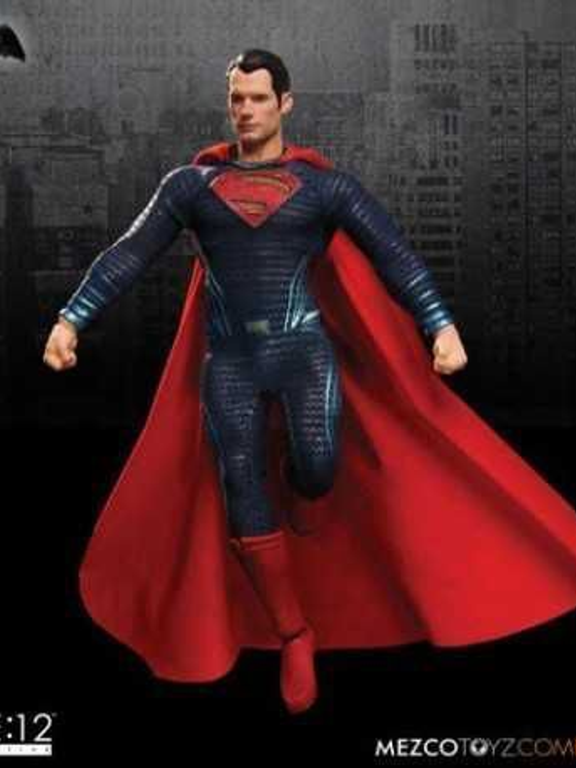 Batman v Superman: Dawn of Justice One:12 Collectible Superman Action Figure 4
