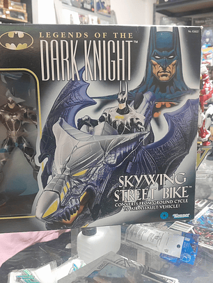 Batman Legends of the Dark Knight Skywing Street Bike Ex Figura 1996 Kenner