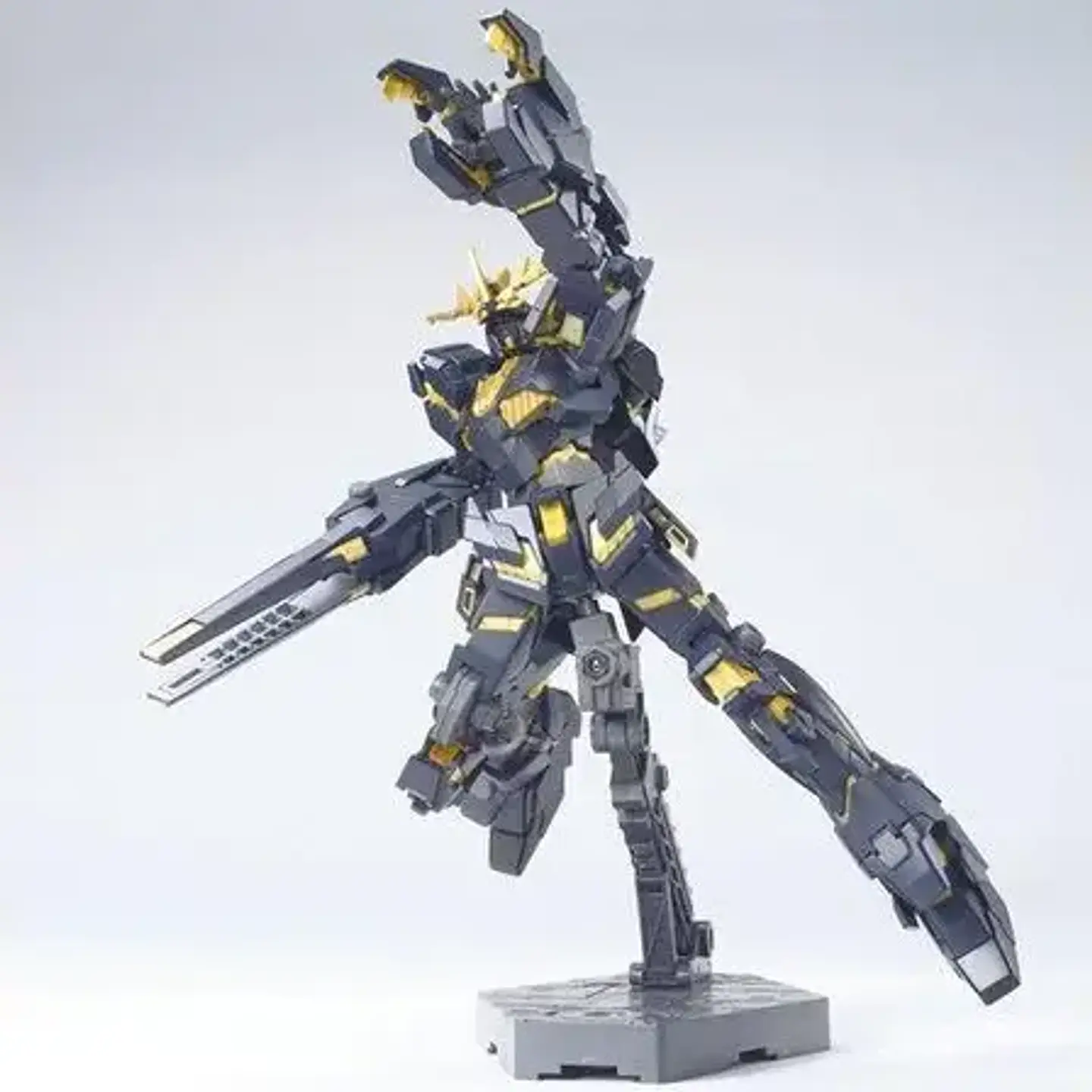 1/144 HGUC RX-0 Unicorn Gundam 02 Banshee (Destroy Mode) 1