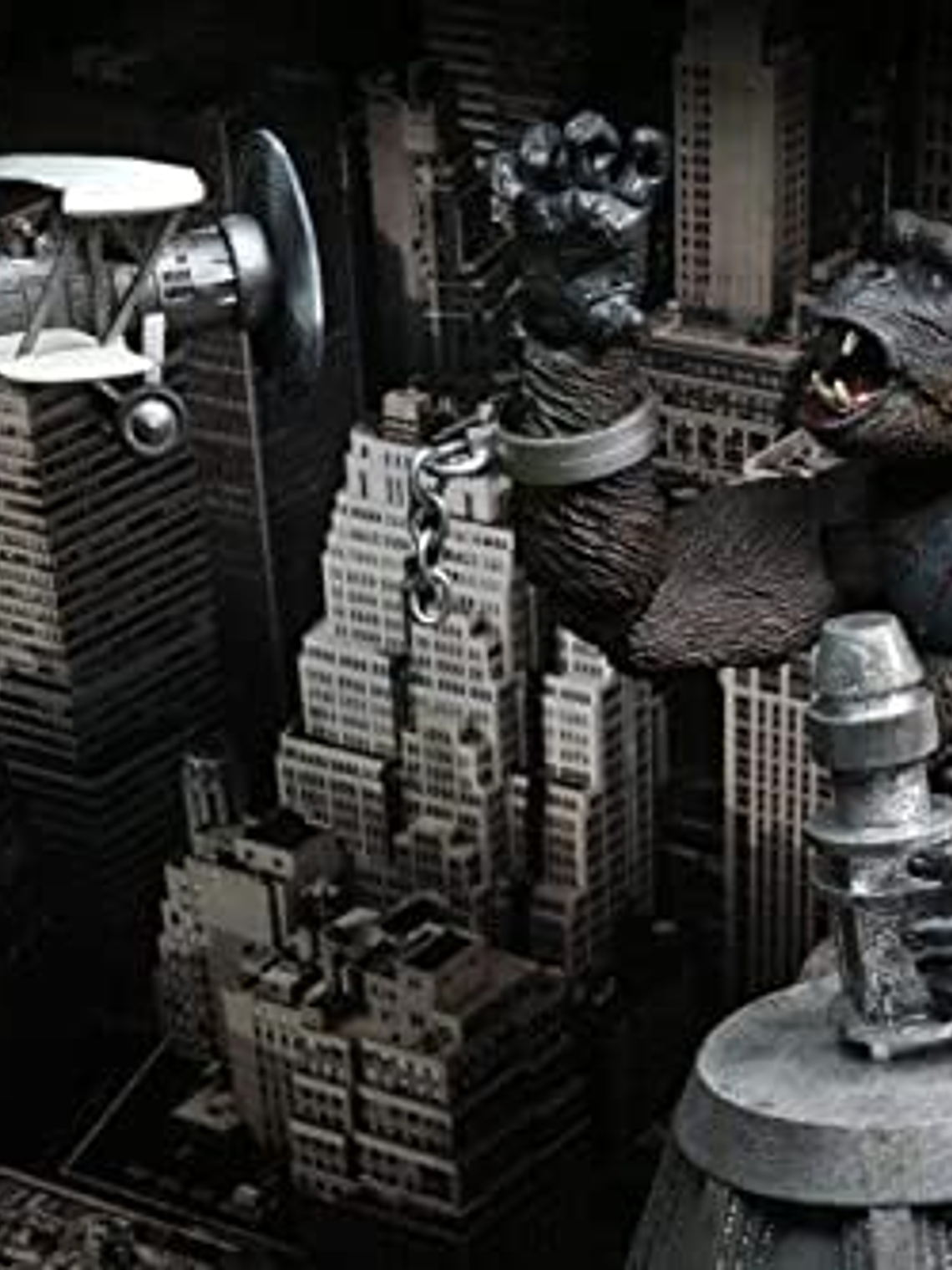 NECA - Figura de acción a escala de 7 pulgadas - Ultimate King Kong (selva de hormigón) 1