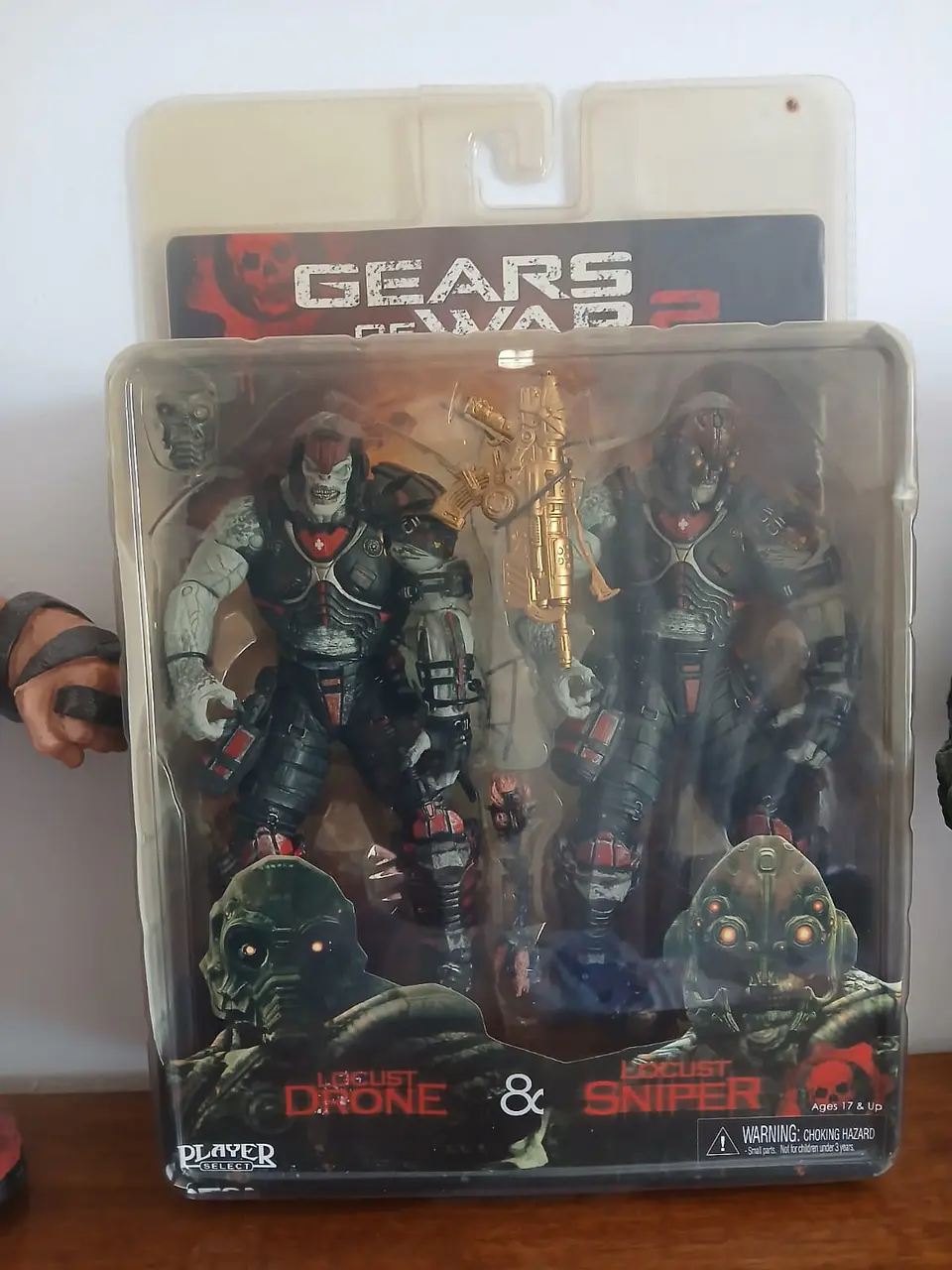 NECA Gears of War Locust Drone & Sniper Sellado – Figura Coleccionista Premium 7” – Original, Rara y Descontinuada – Gaming Collectibles 3