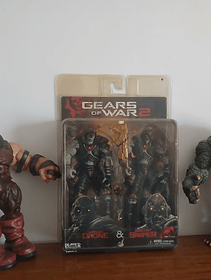 NECA Gears of War Locust Drone & Sniper Sellado – Figura Coleccionista Premium 7” – Original, Rara y Descontinuada – Gaming Collectibles