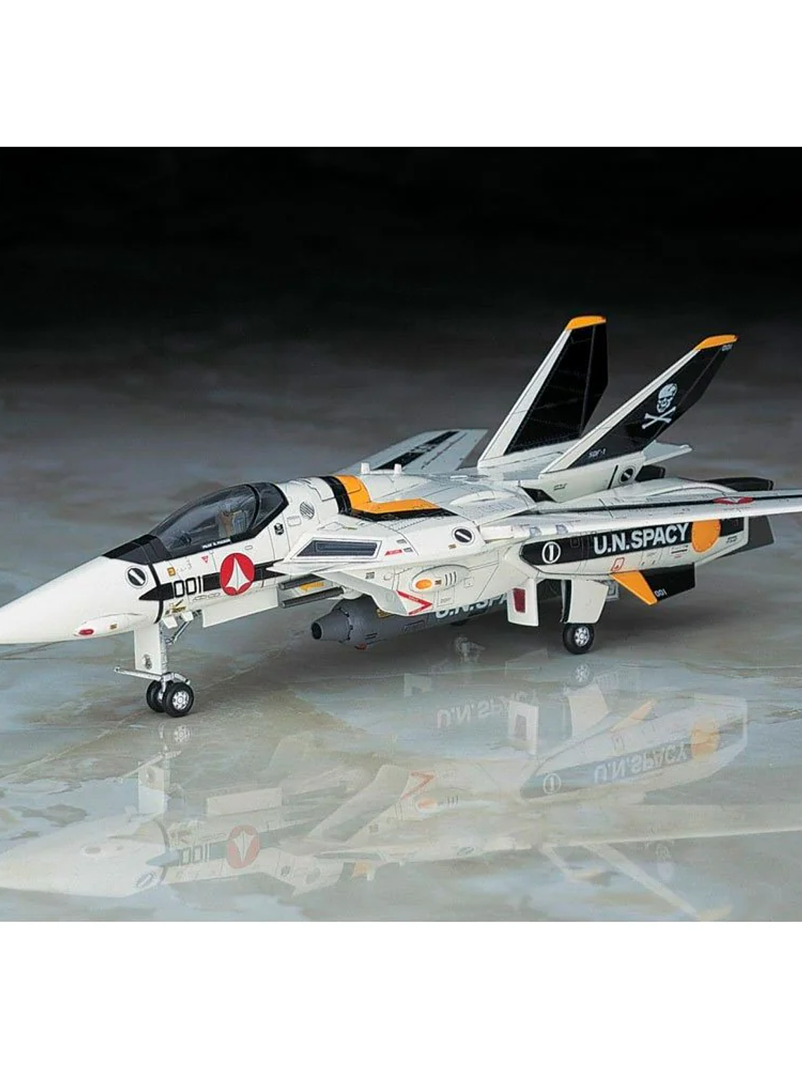 Hasegawa Model Kit: VF-1A/J/S Valkyrie (Escala 1/72) - Super Dimension Fortress Macross 1