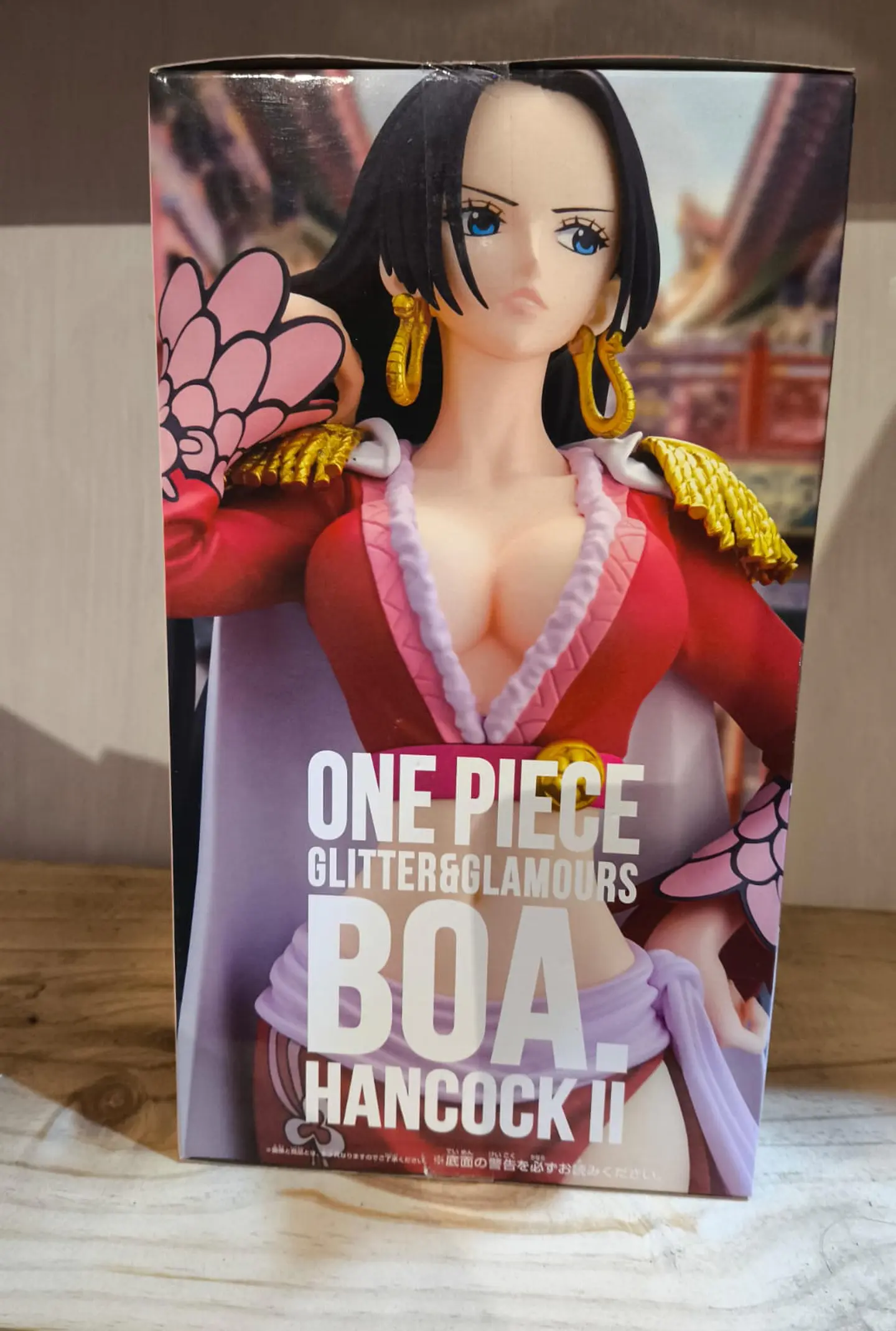 Figura Boa Hancock - La Emperatriz Pirata - One Piece Glitter & Glamours Ver. II 3