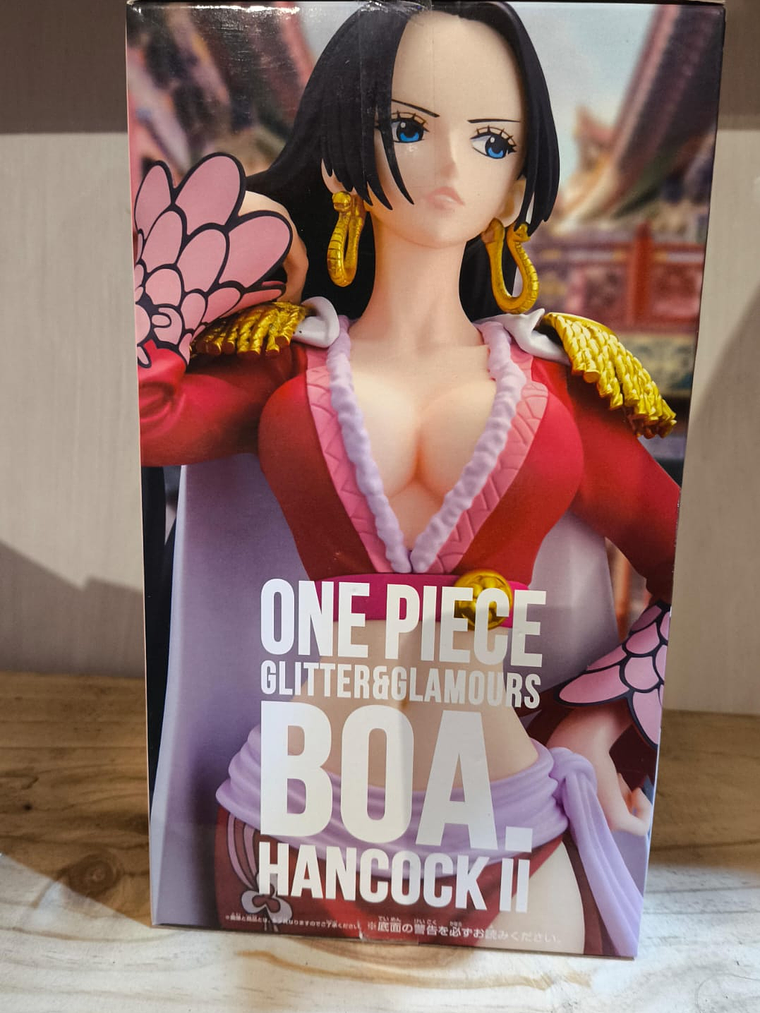 Figura Boa Hancock - La Emperatriz Pirata - One Piece Glitter & Glamours Ver. II 3