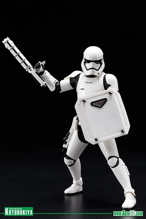 Kotobukiya ARTFX+: First Order Stormtrooper FN-2199 (Escala 1/10)