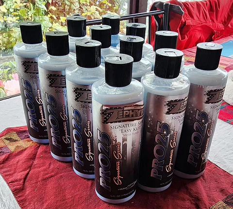 Zephyr Pro25 Easy Kut Metal Polish 16 oz