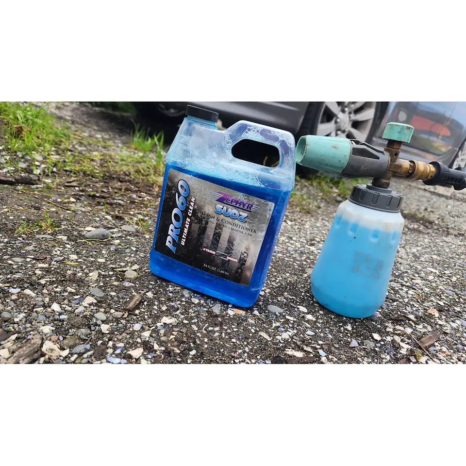 Zephyr Pro60 Car Wash Shampoo 64oz 1