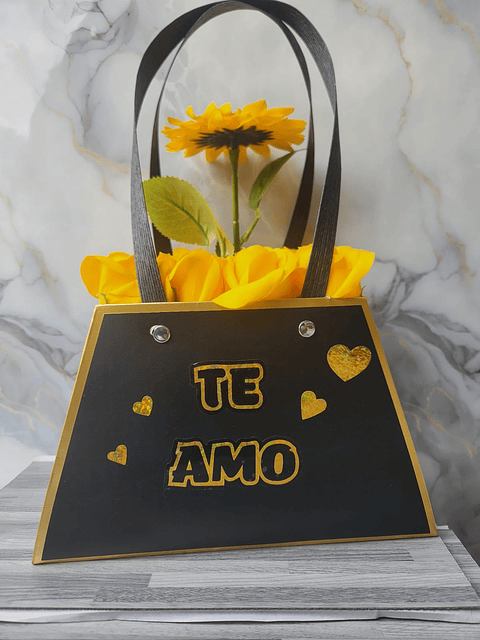 🌻 Arreglo "Luz Eterna" 🌹