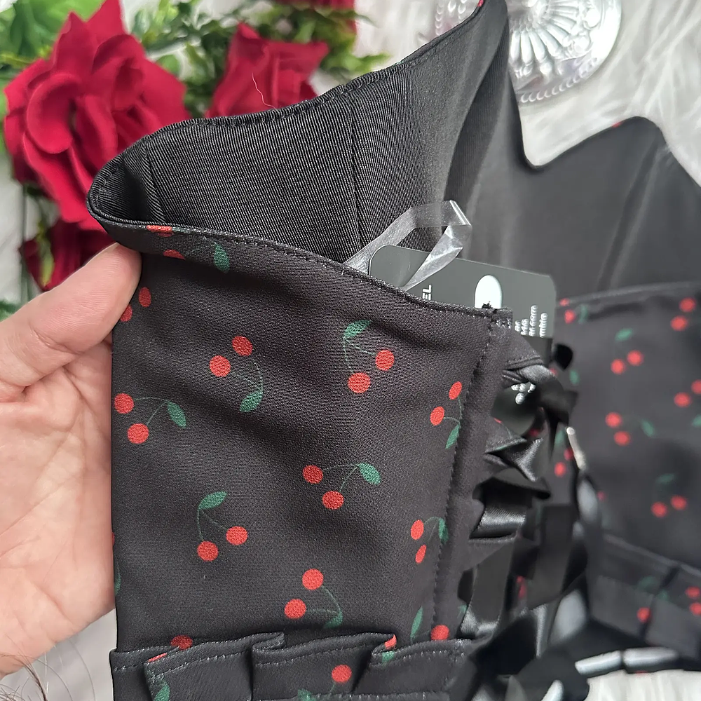 PRETTY CORSET CEREZAS