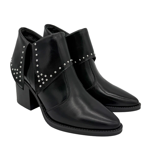 Botin para mujer solapa con tachas negro Danicolle 2