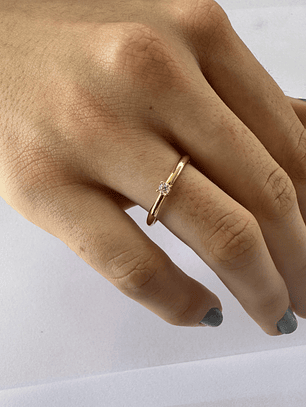 Anel Solitário De Ouro Amarelo Com Diamante 05 Pontos