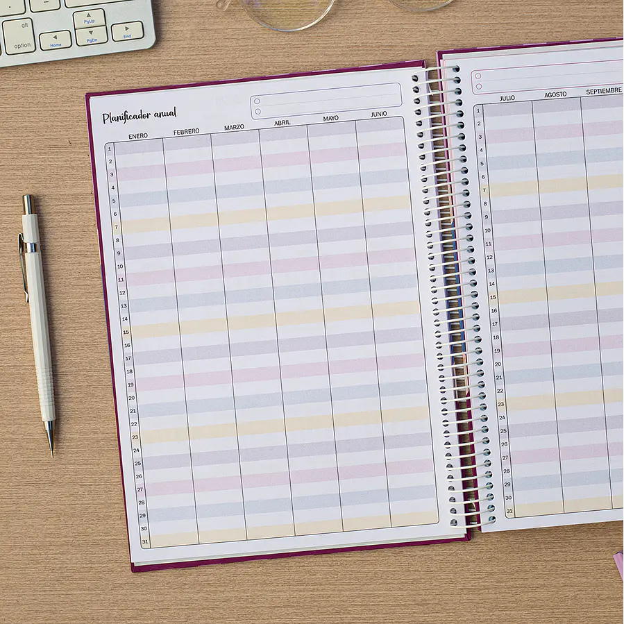 Agenda Docente 2027 en Español / Sweet / + Regalos Preventa 4
