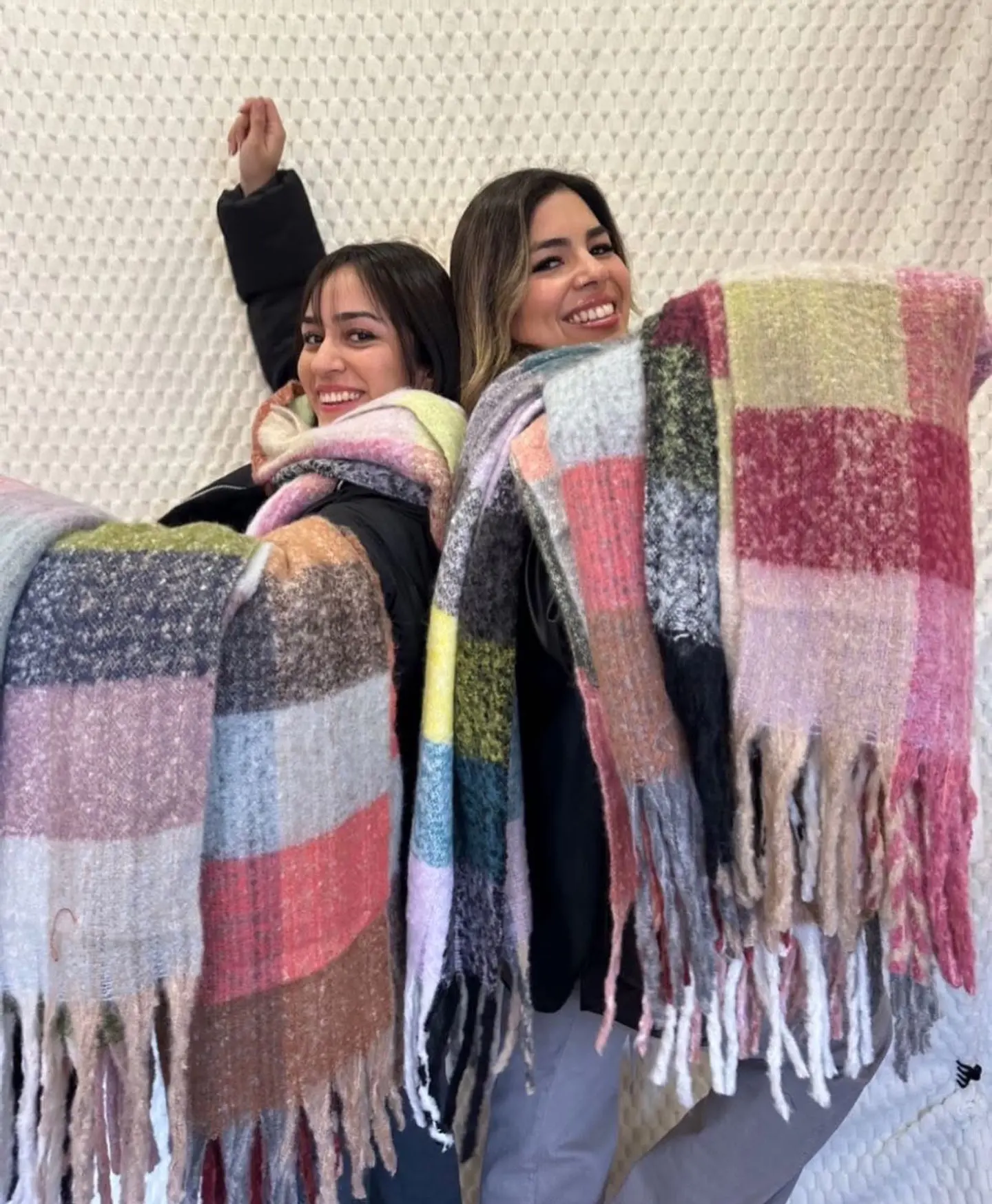 LOTE MAXI BUFANDAS COLORES X 10 UNIDADES  2
